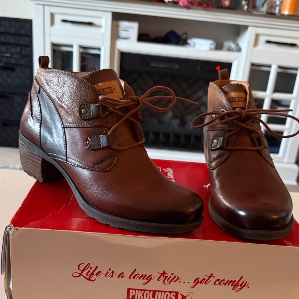 PIKOLINOS Women's Rich Brown Leather Ankle Boots